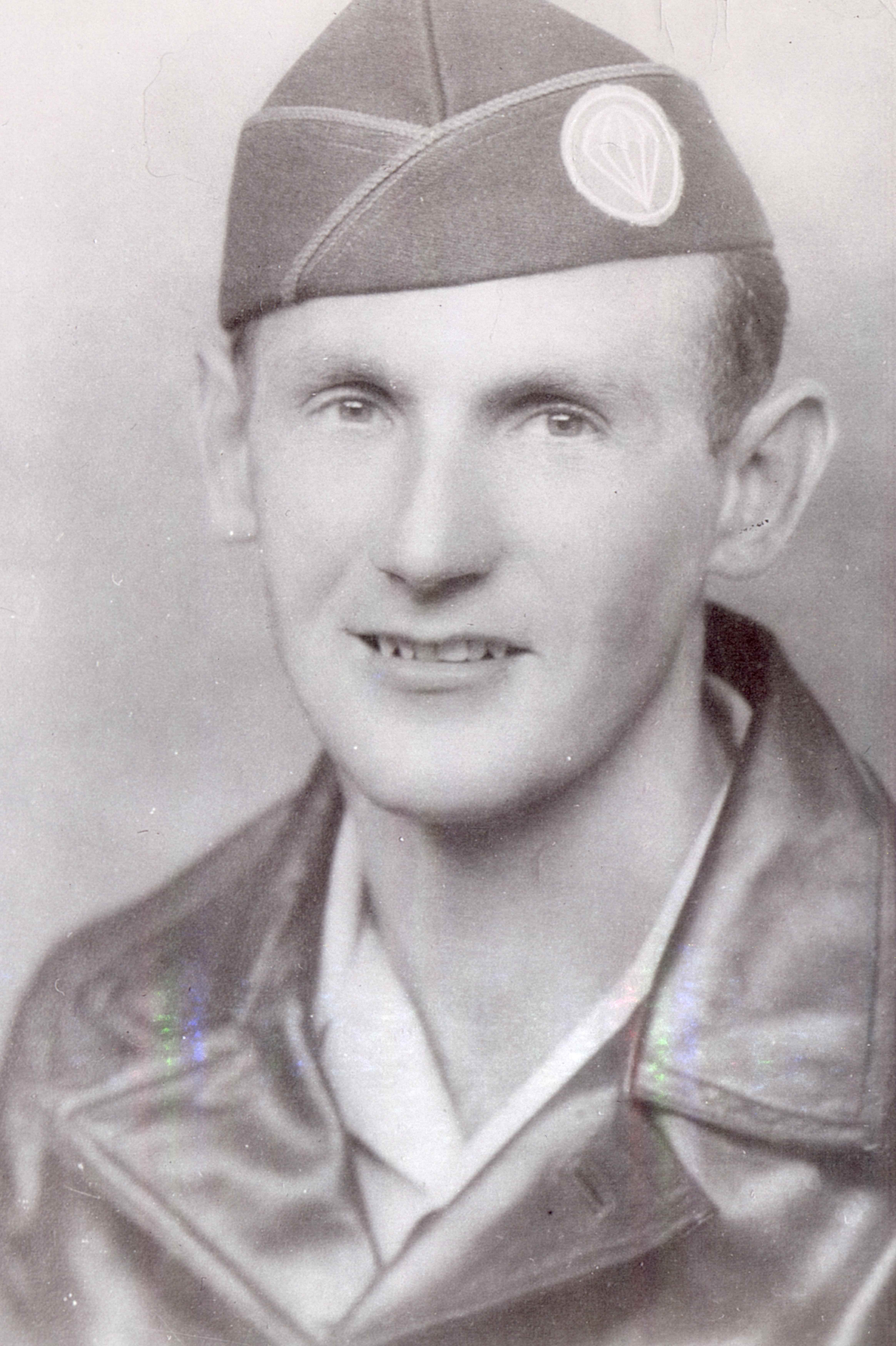 Headstone of Ray E. Eubanks