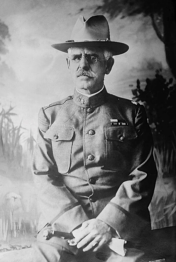 Albert Mills