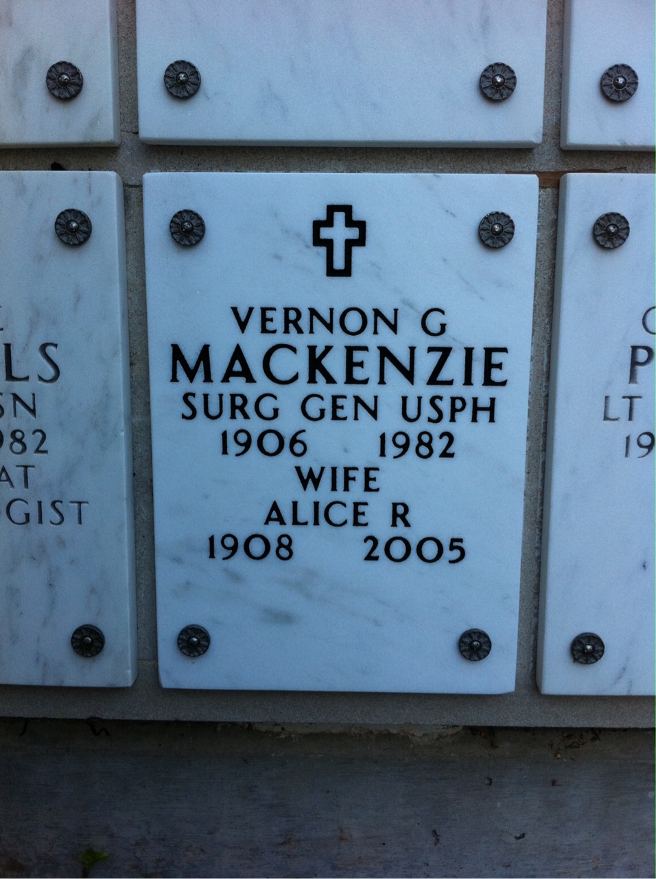 Vernon Mackenzie