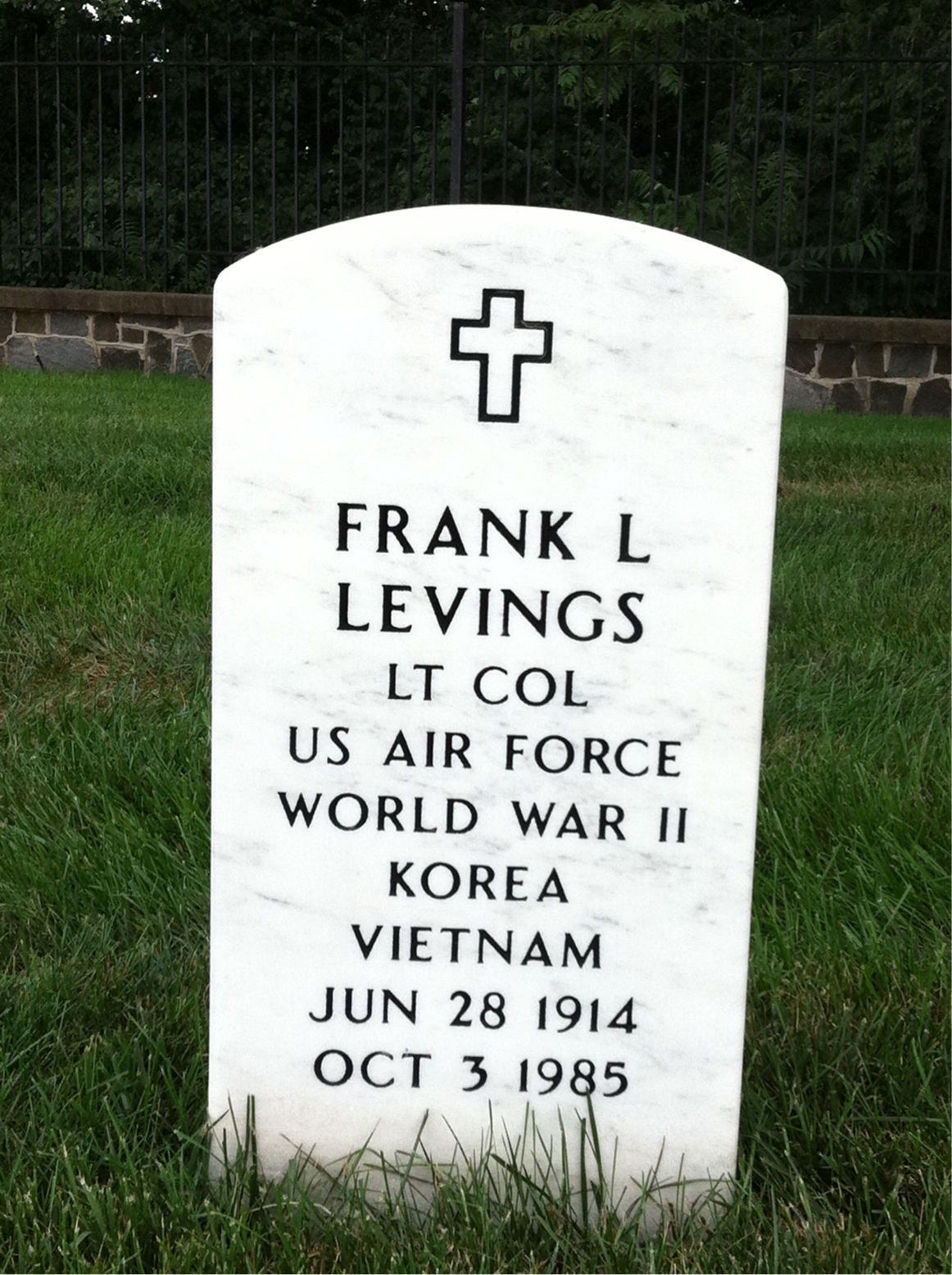 Frank Levings