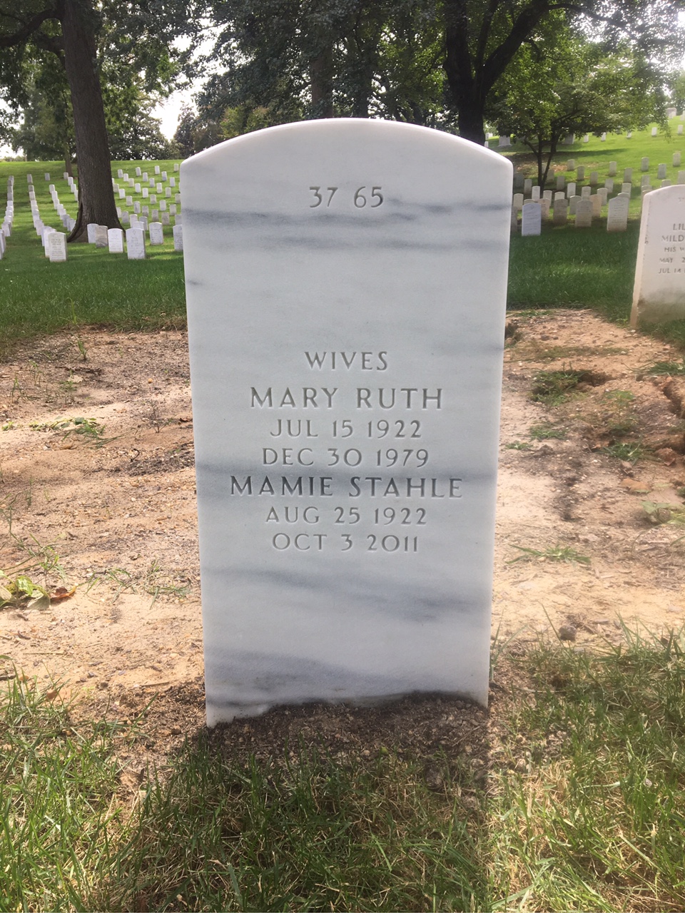 Back of headstone — Leroy Allen