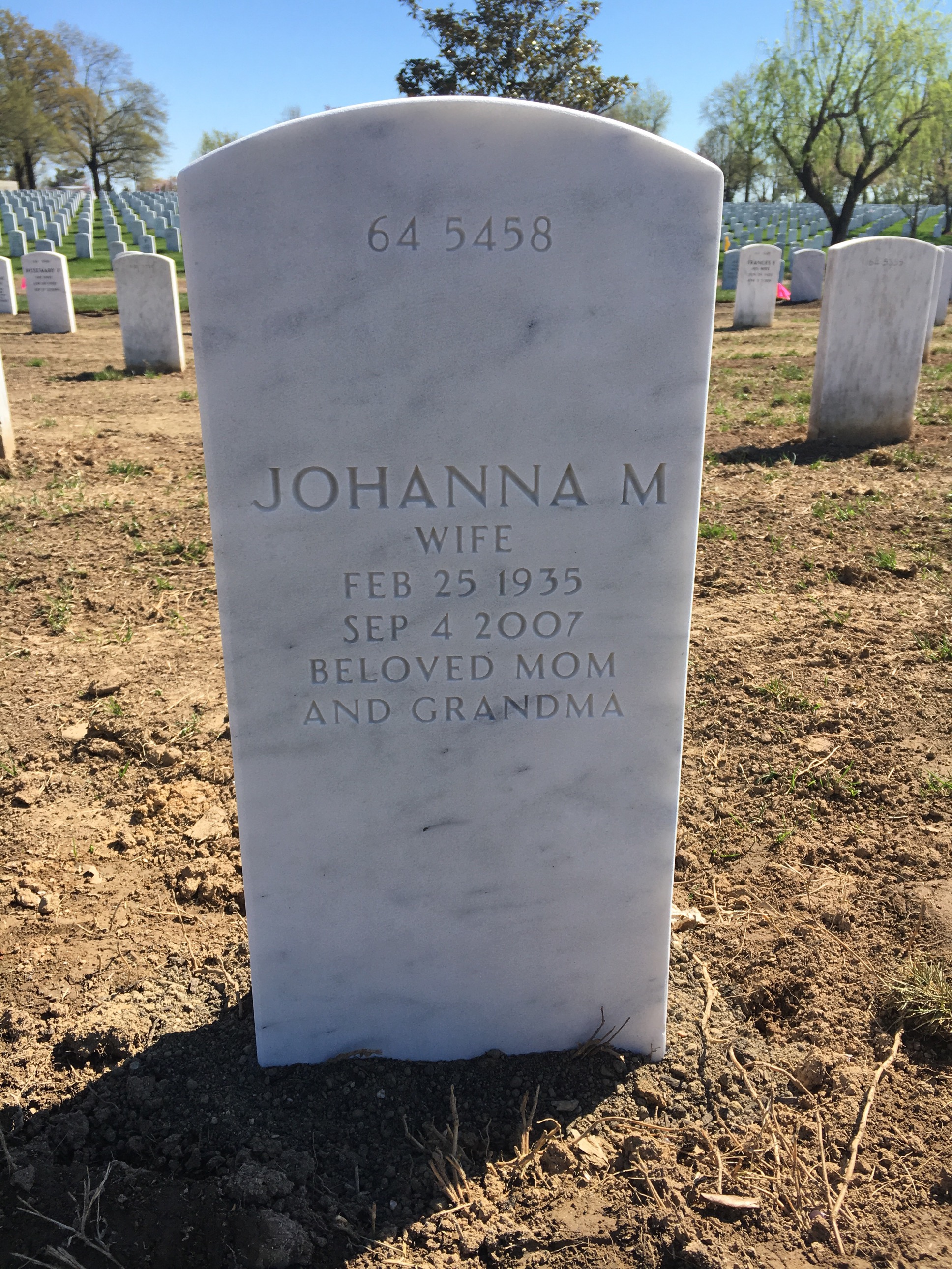 Back of headstone — Elza Hisel
