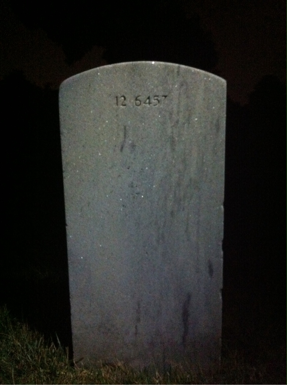 Back of headstone — Robert L Farrington