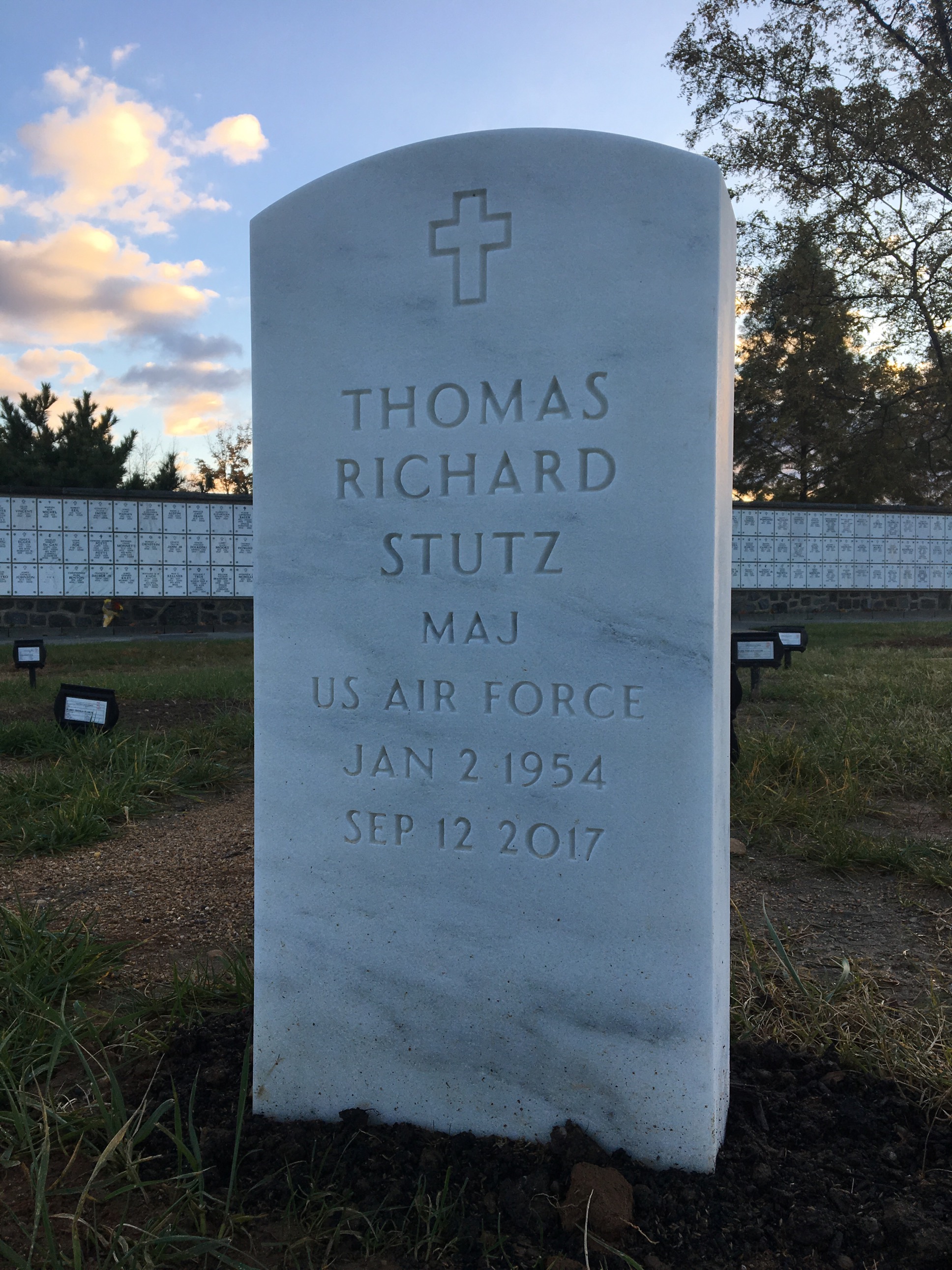 Thomas R Stutz