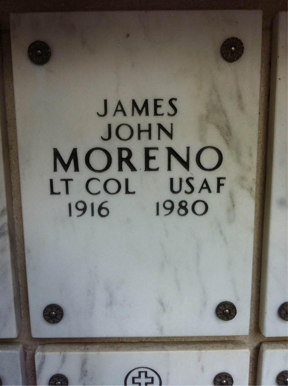 James J Moreno
