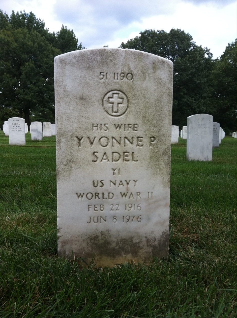 Back of headstone — Yvonne W Sadel