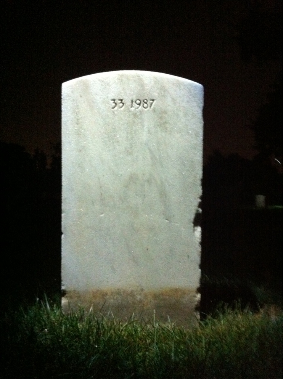 Back of headstone — Gladys Munsey