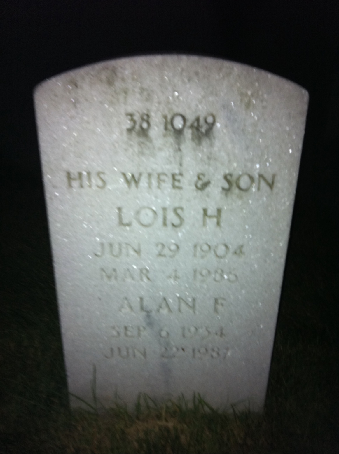 Back of headstone — Alan Montross
