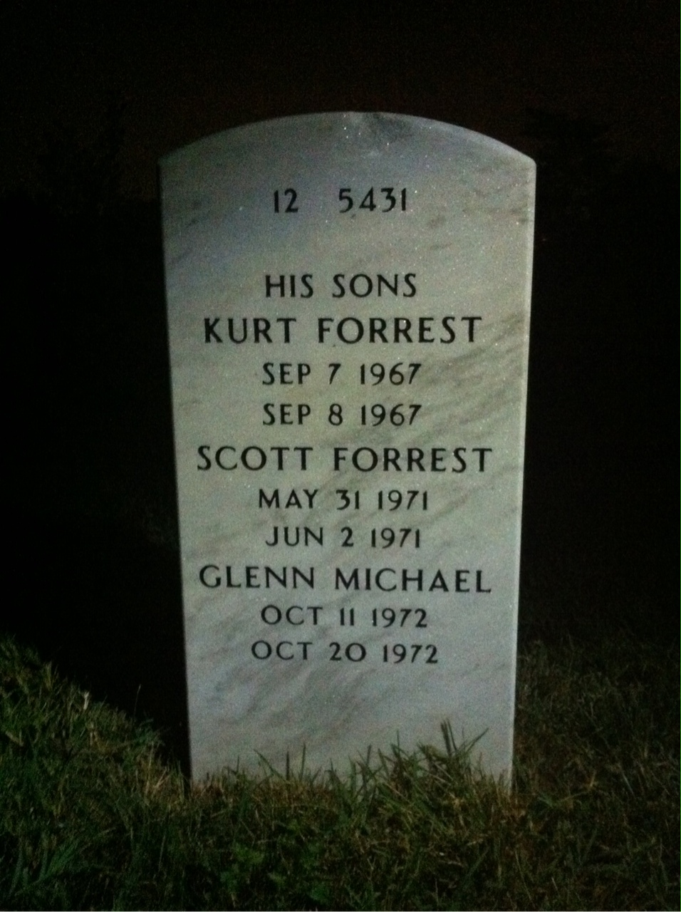 Back of headstone — Robert Breitenbach