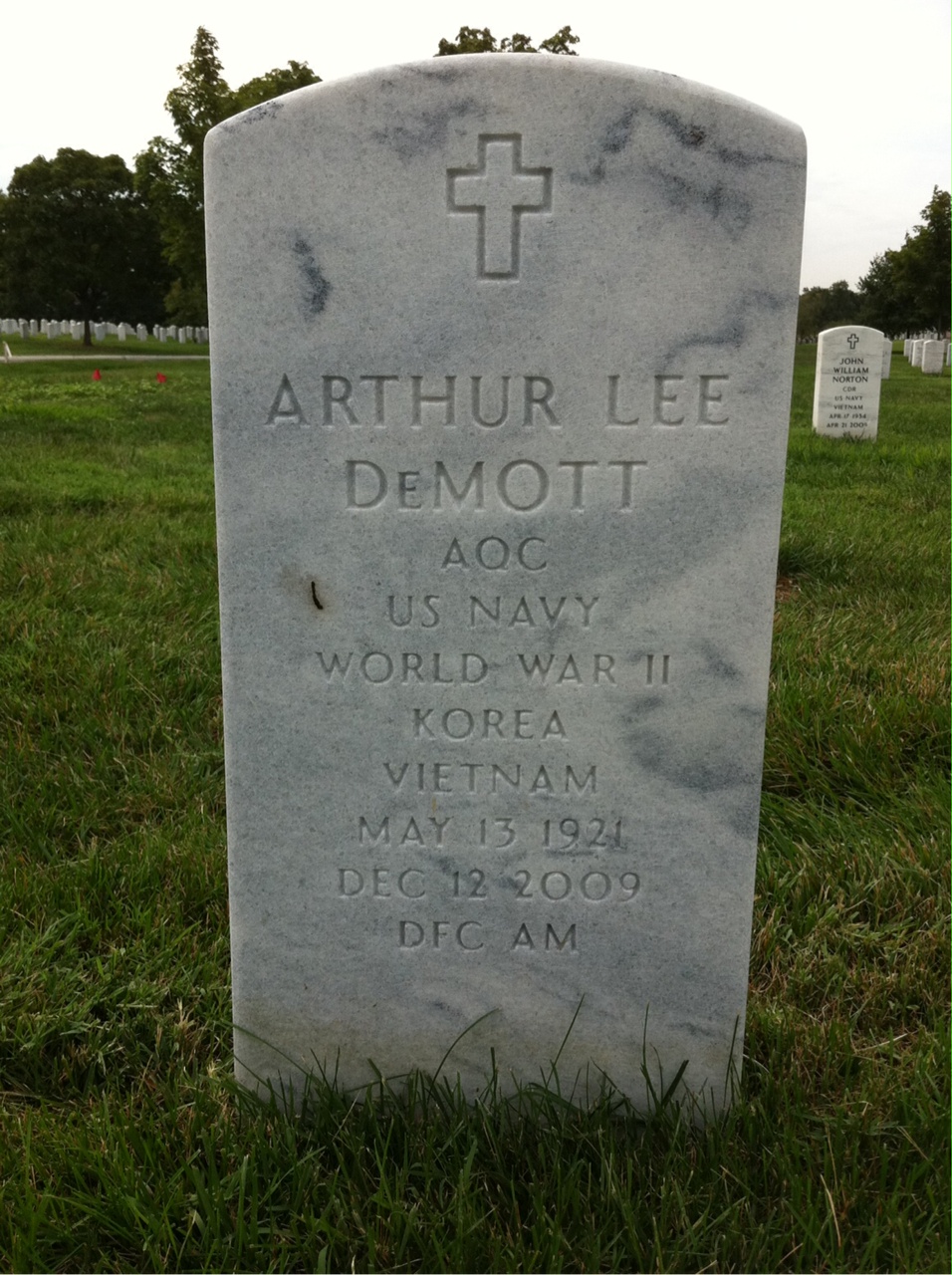 Arthur Demott