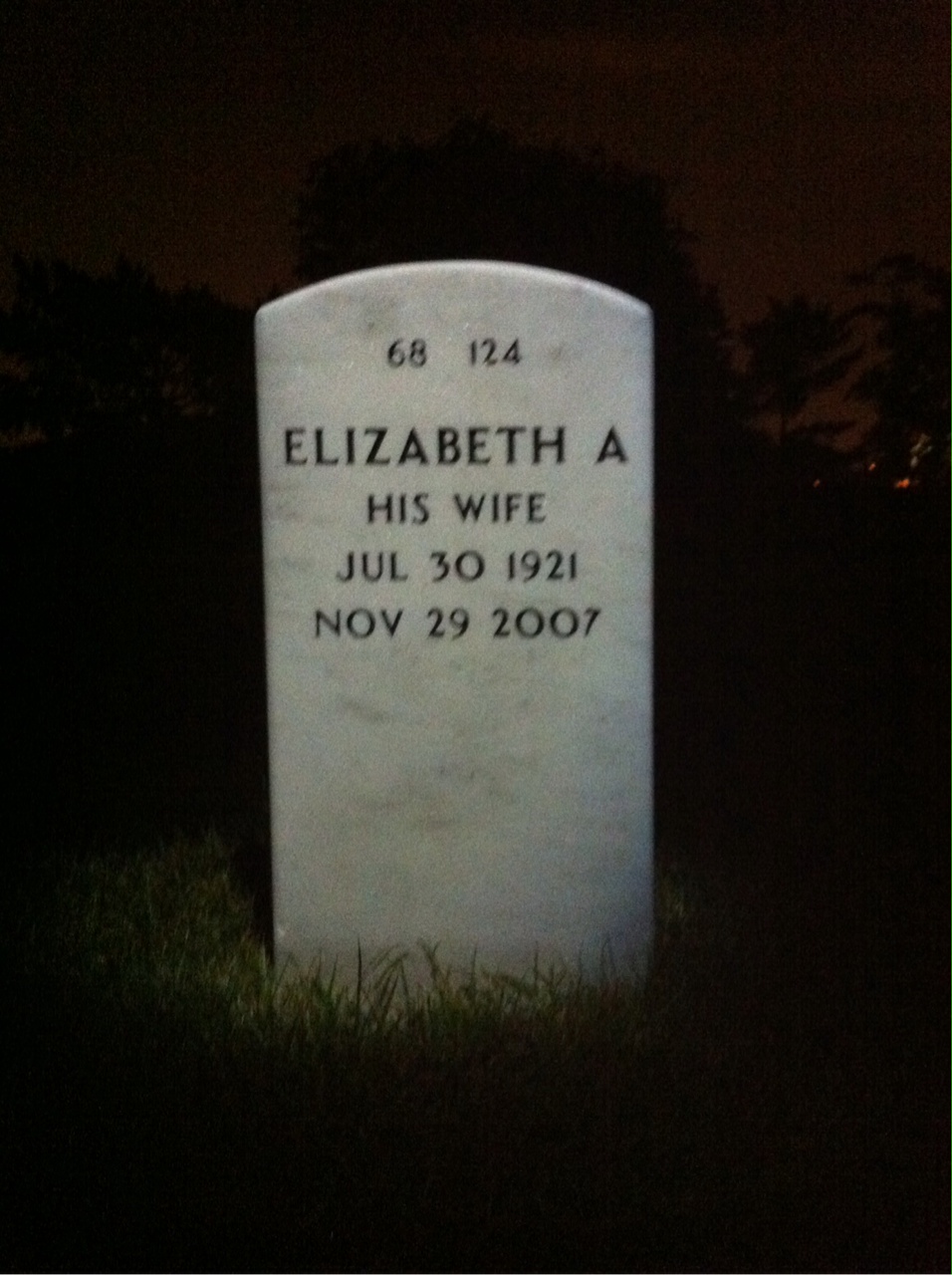 Back of headstone — Whilden Heinard