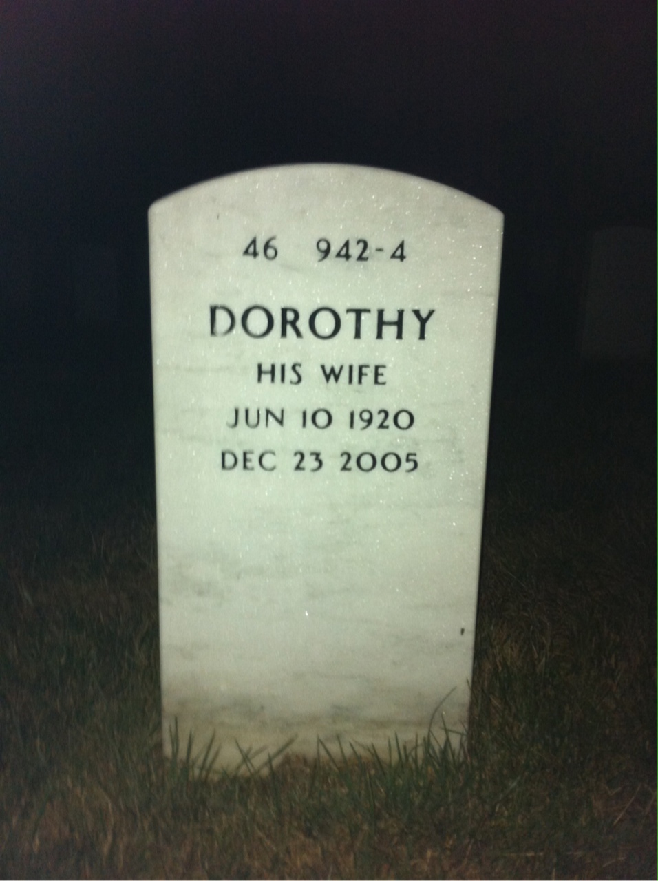 Back of headstone — Woodrow Andresen