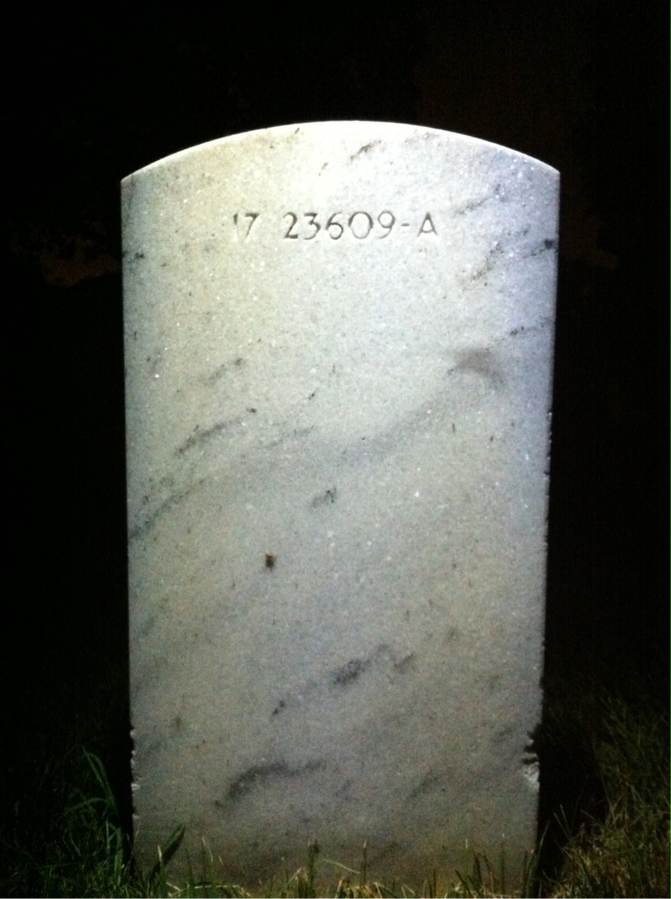 Back of headstone — Henrik Moeldrup
