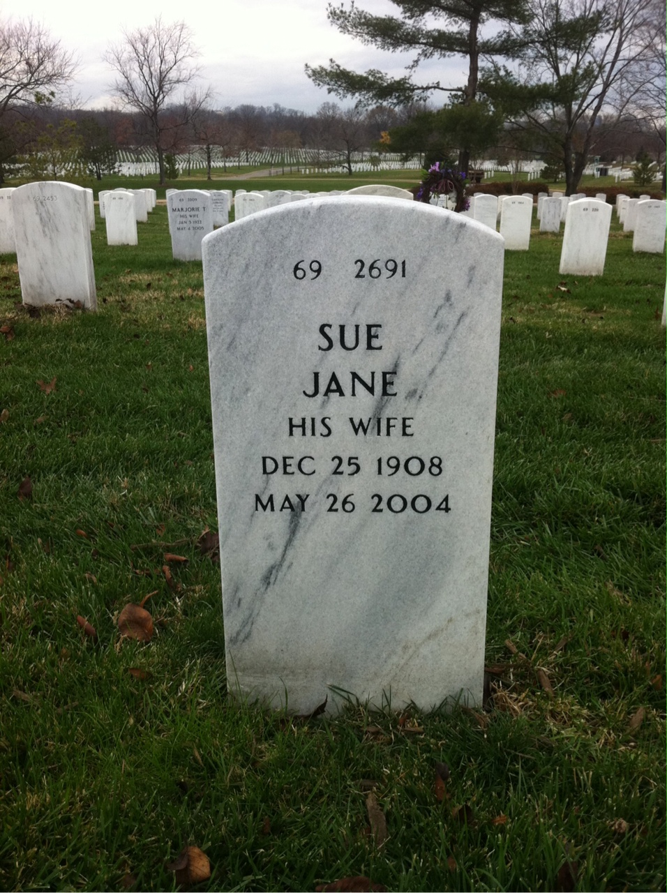 Back of headstone — Claude Maske