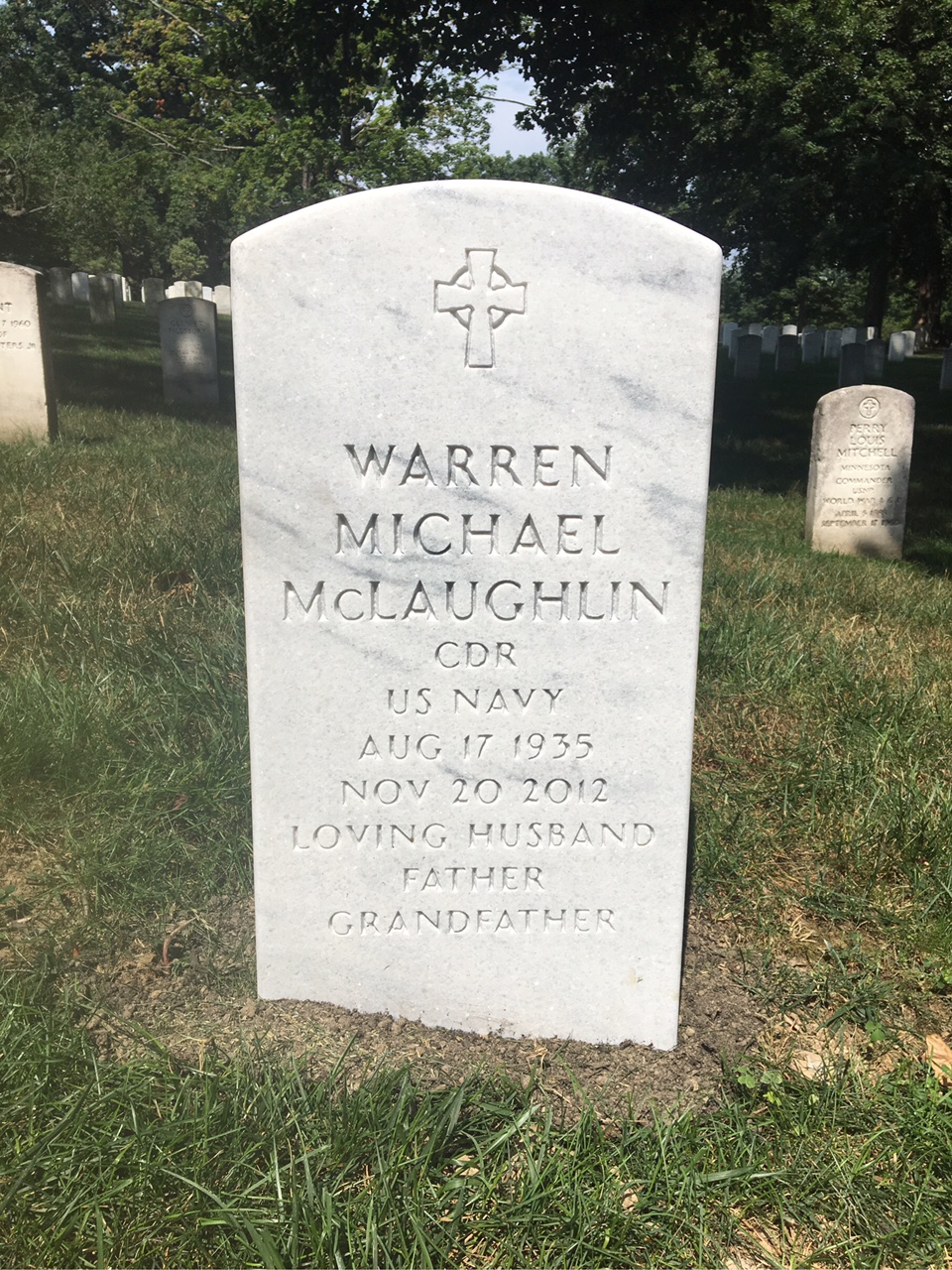 Warren M Mclaughlin