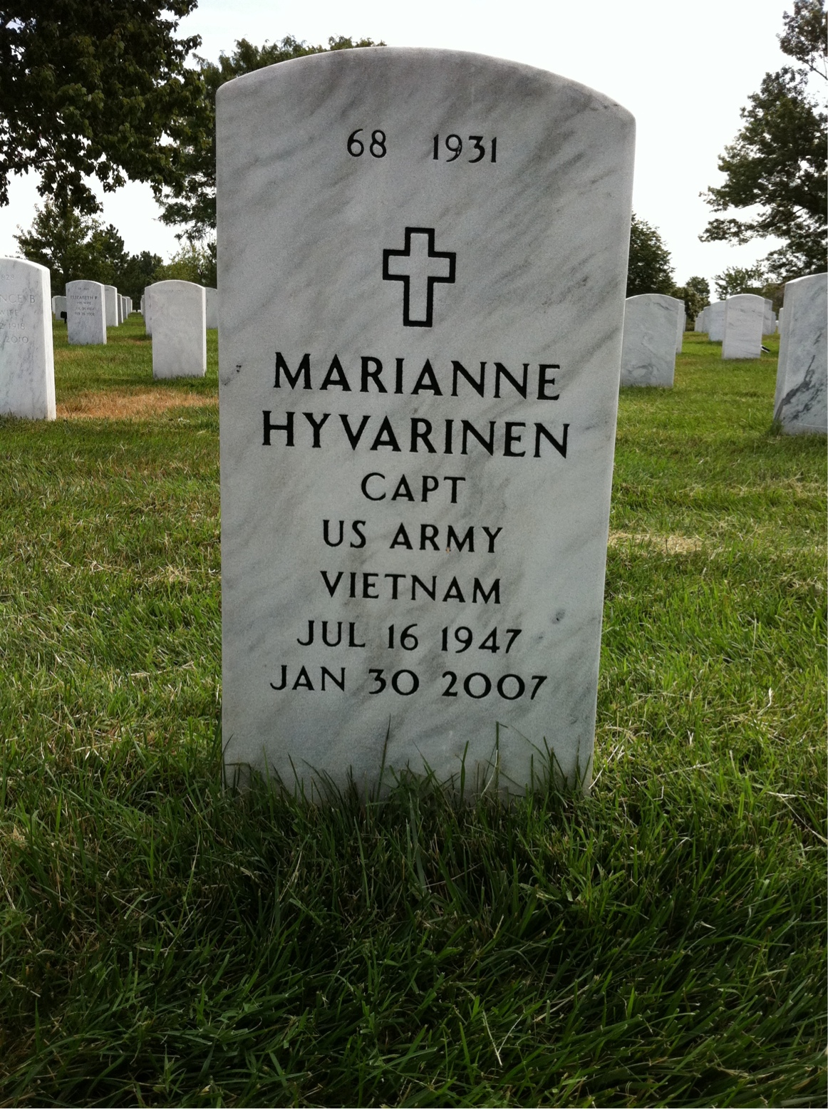 Back of headstone — Alver Hyvarinen