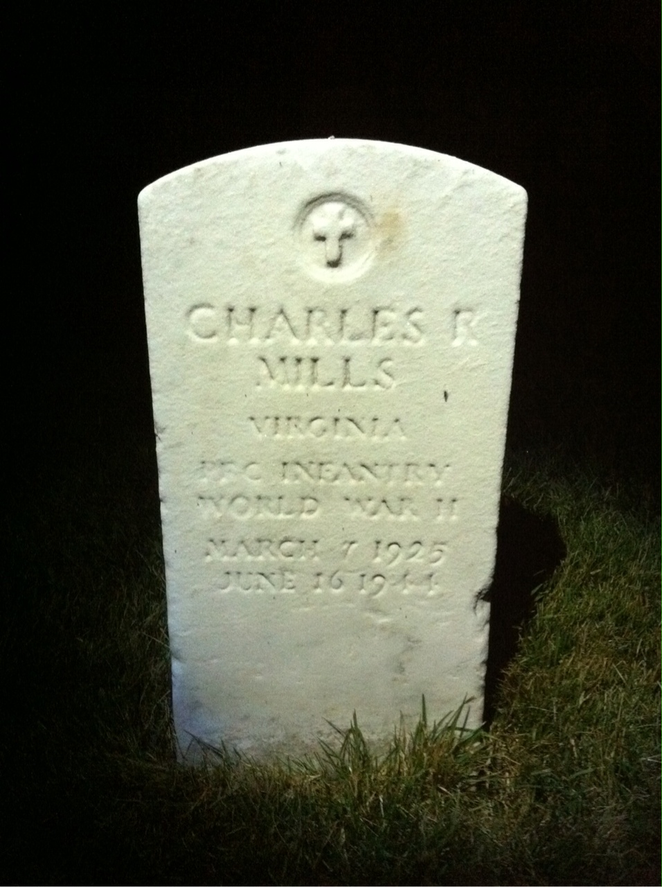 Charles Mills
