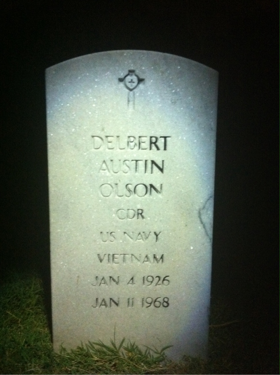 Headstone of Delbert Austin Olson