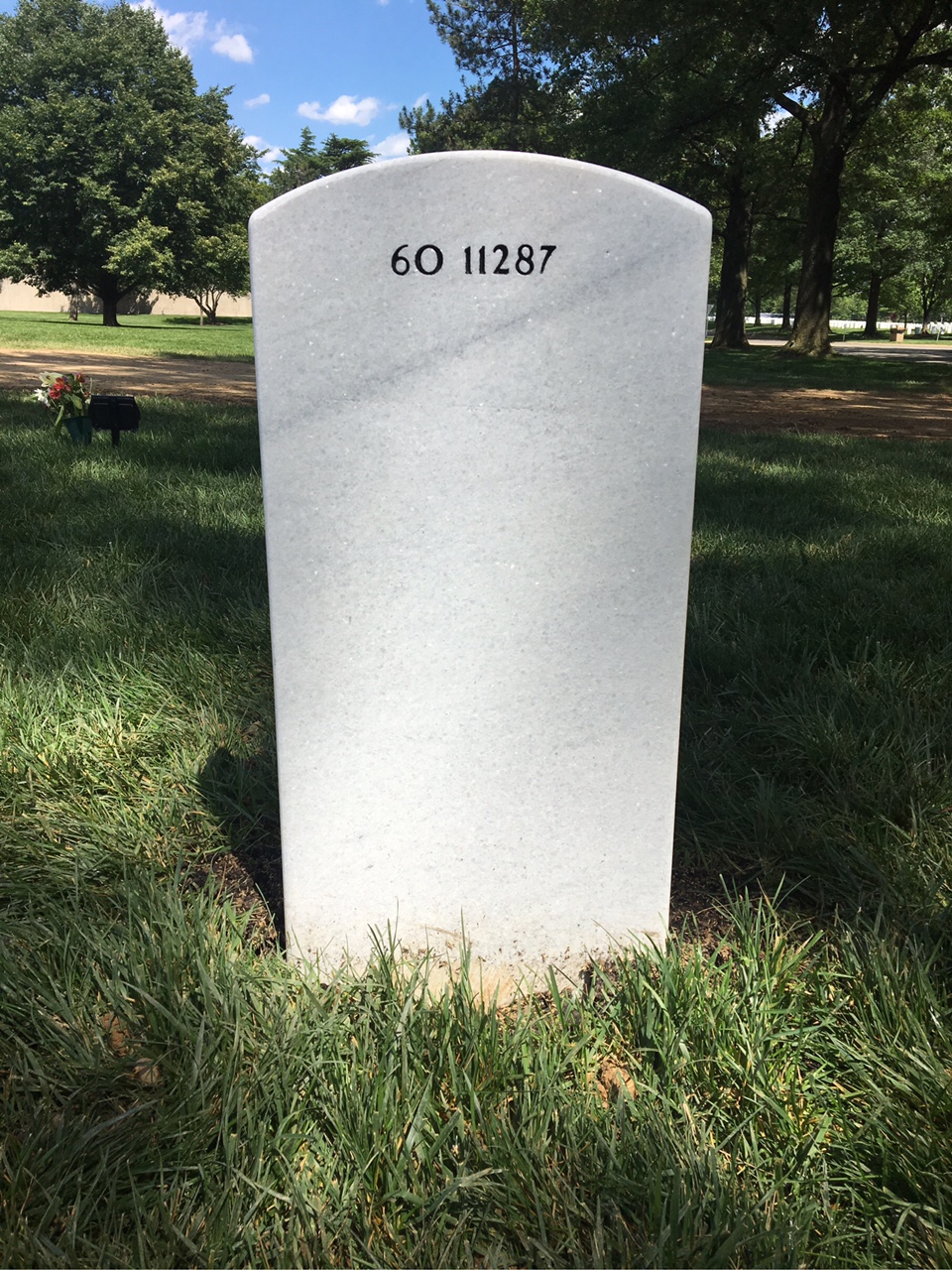 Back of headstone — Robert Moessner