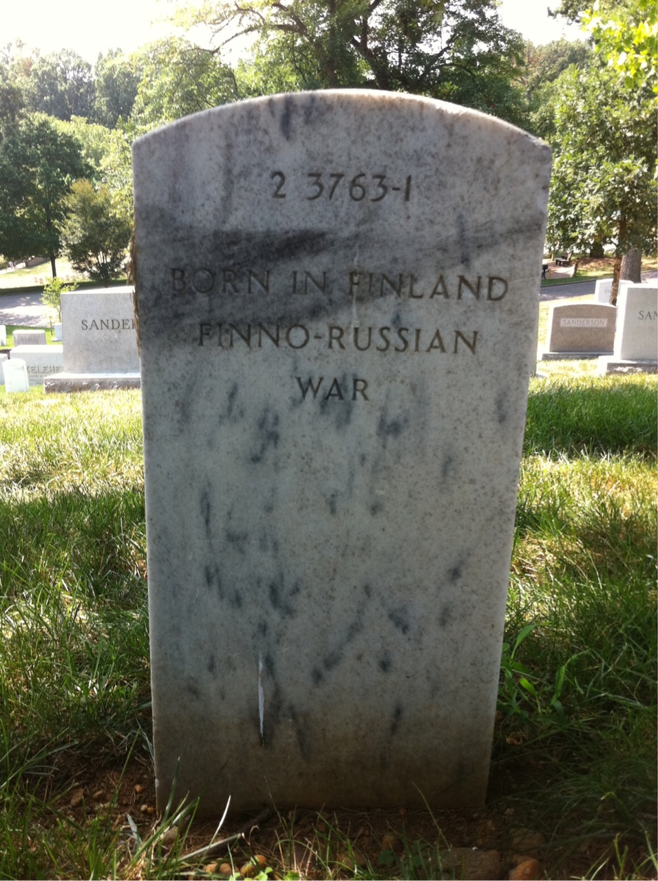 Back of headstone — Olavi Alakulppi
