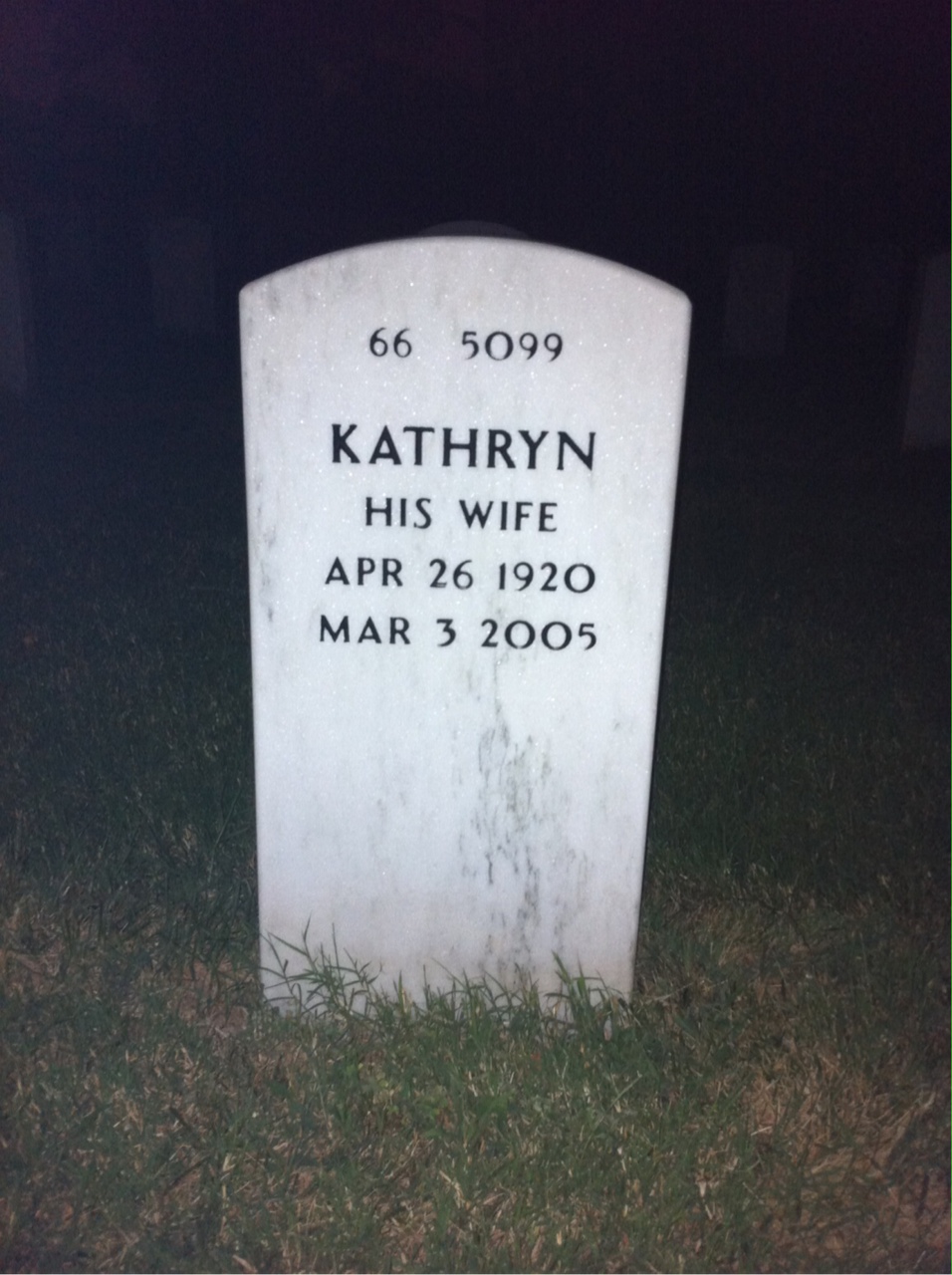 Back of headstone — Glenn Hilliard