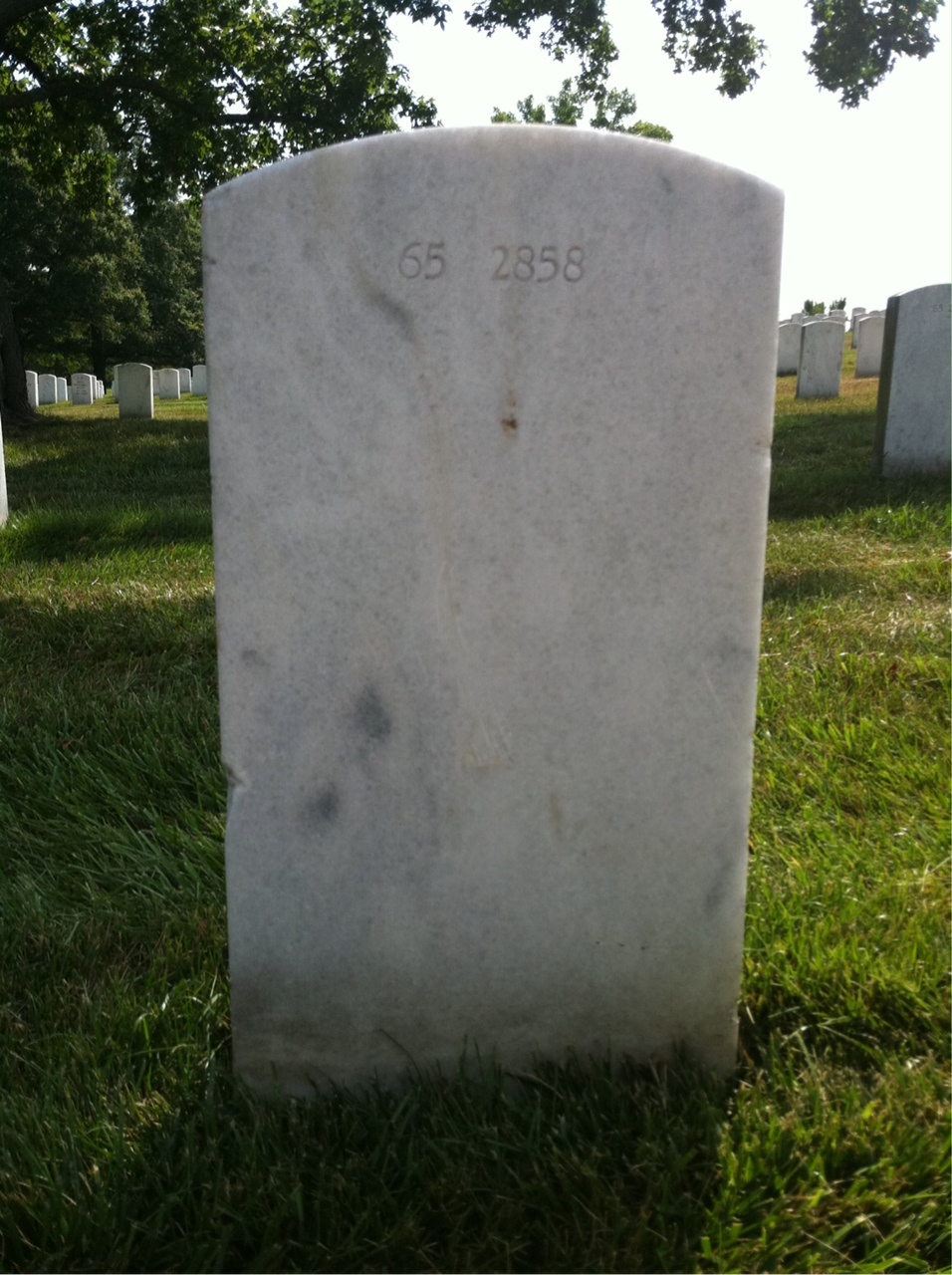 Back of headstone — Larry H Lewis
