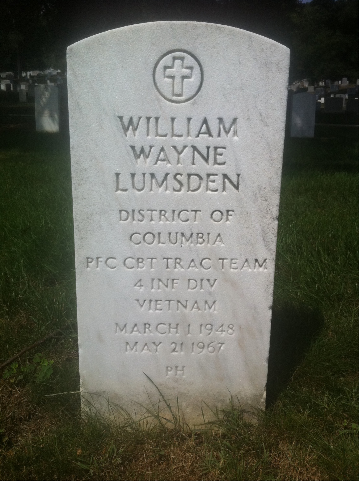 Back of headstone — William Wayne Lumsden