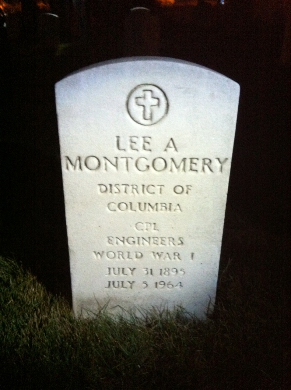 Lee Montgomery