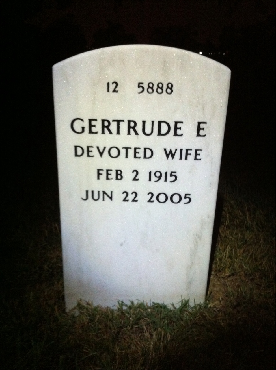 Back of headstone — Oscar Tucker