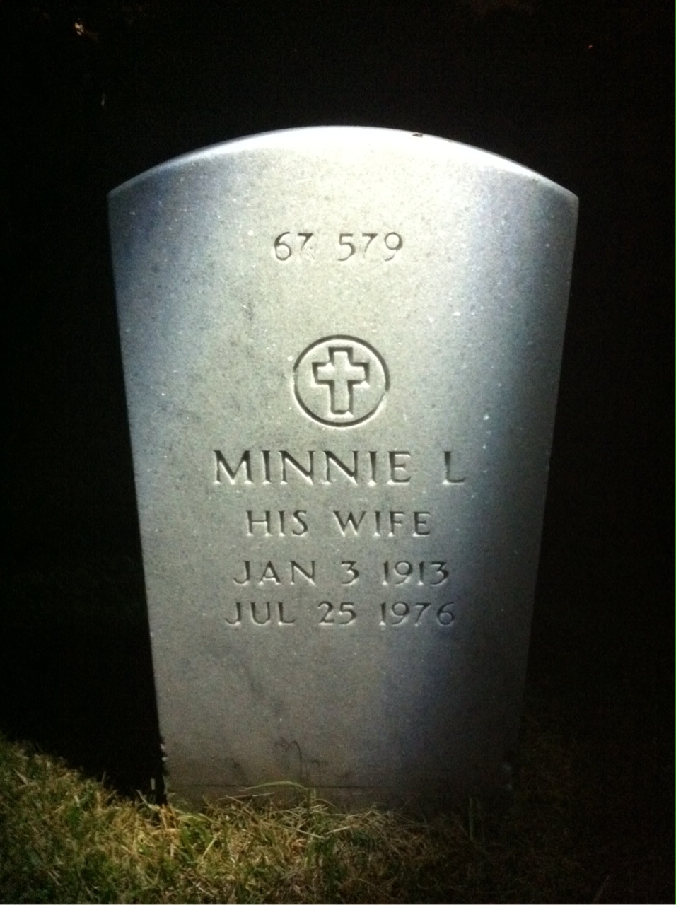 Back of headstone — Minnie Bennett