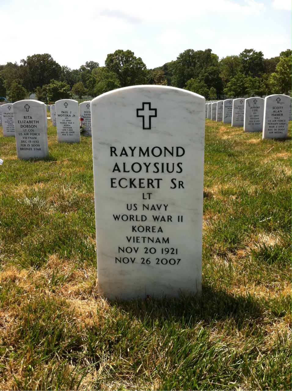 Raymond Eckert