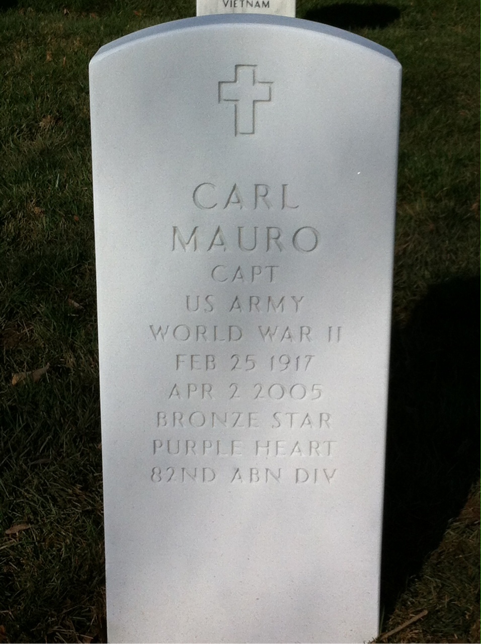 Carl Mauro