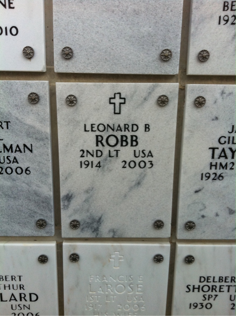 Leonard Robb