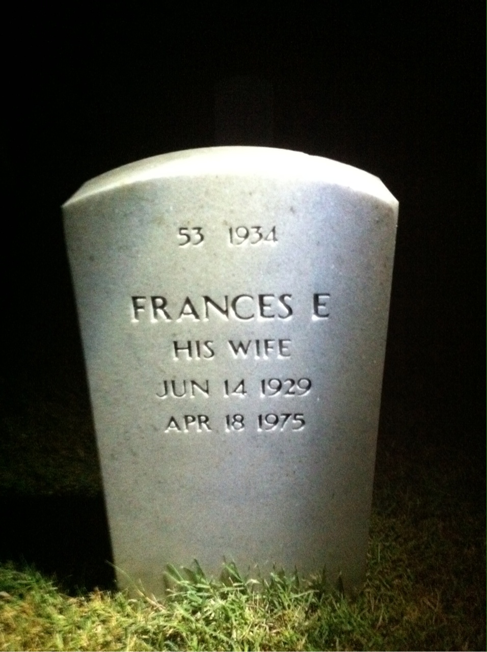 Back of headstone — Ervin Mueller
