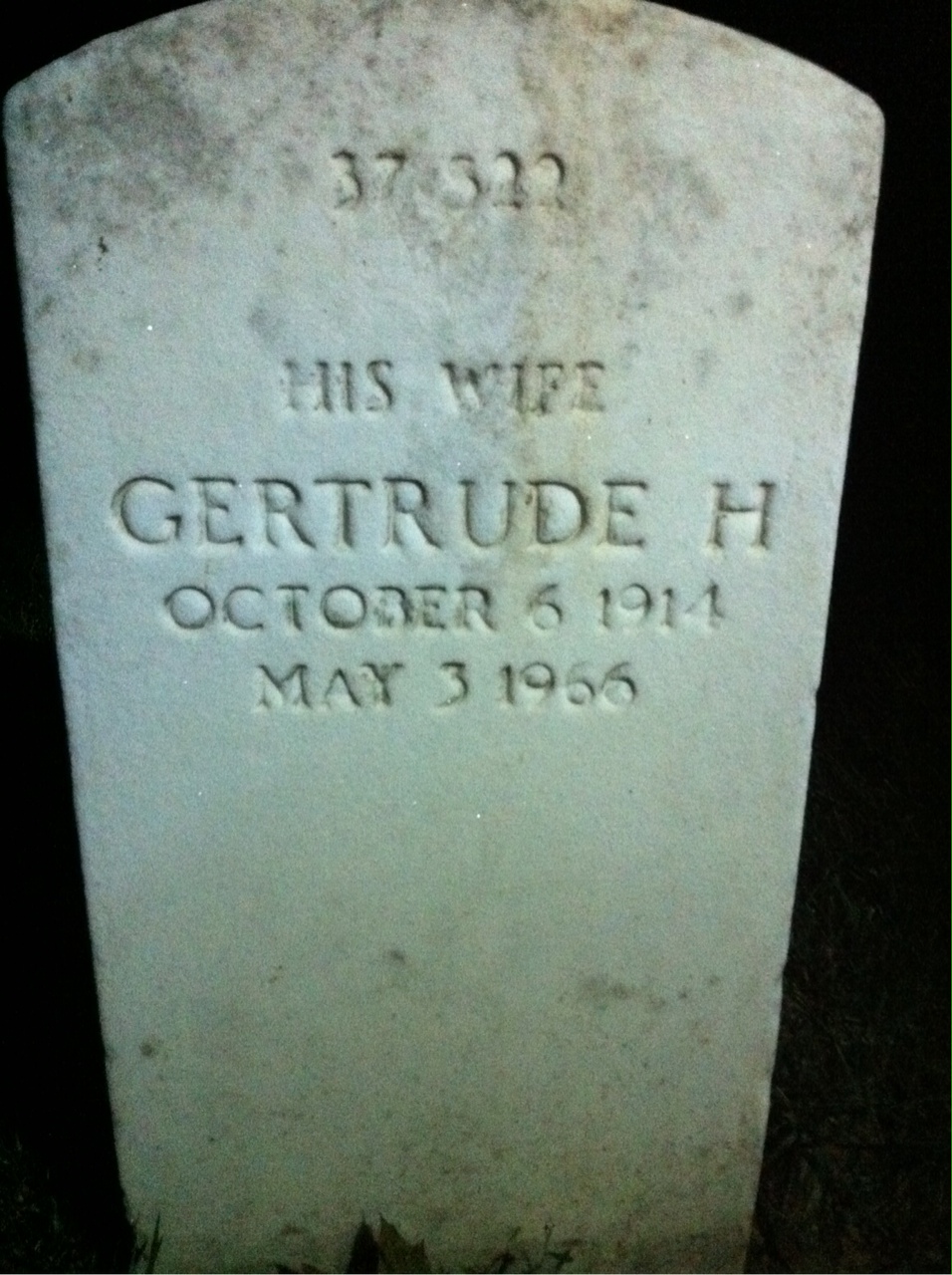 Back of headstone — Edison Mollohan