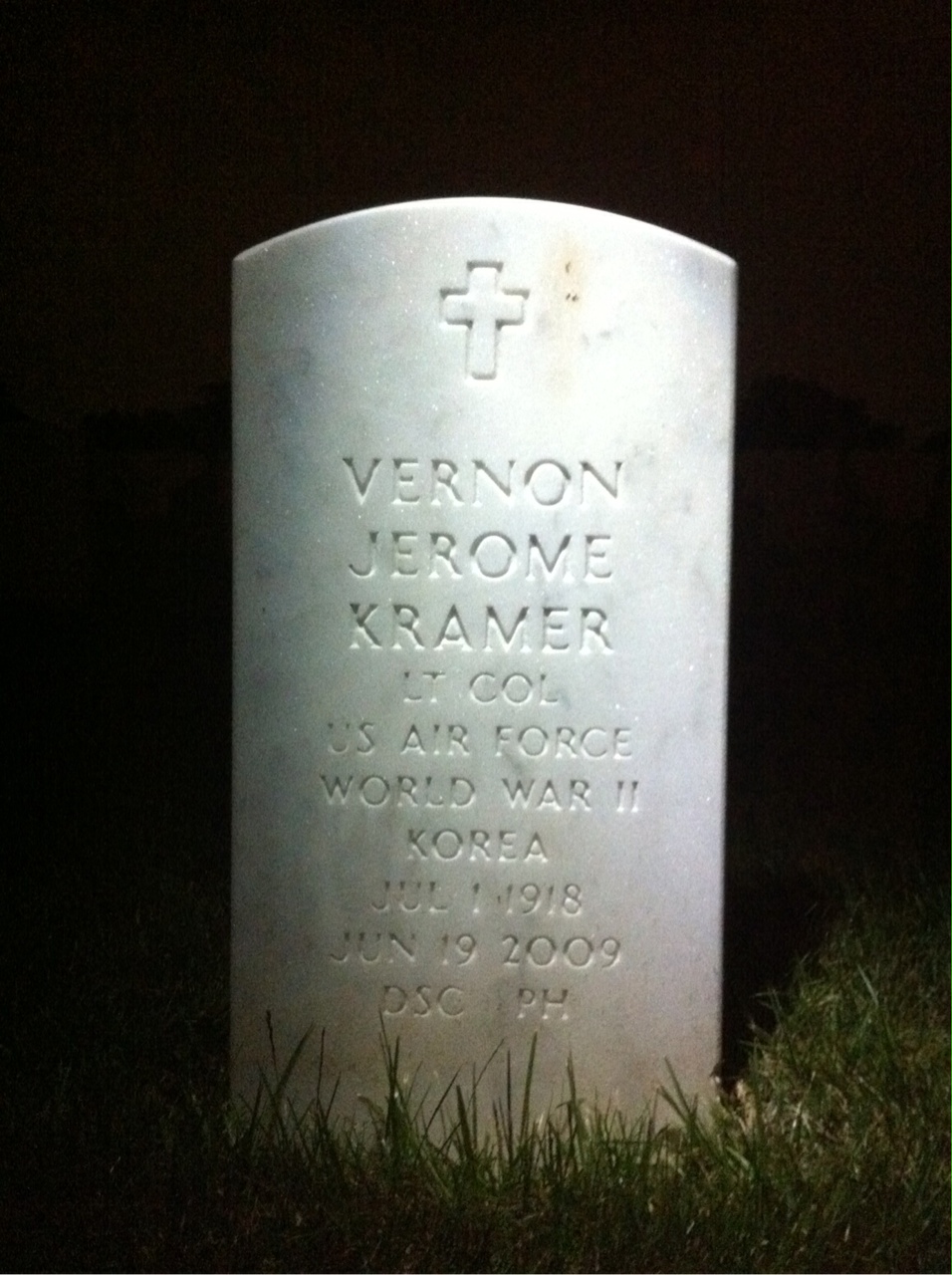 Vernon Kramer