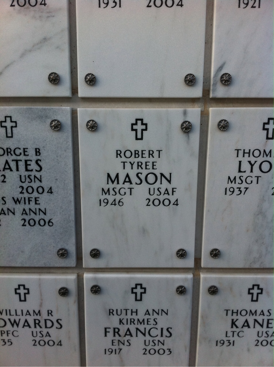 Robert Mason