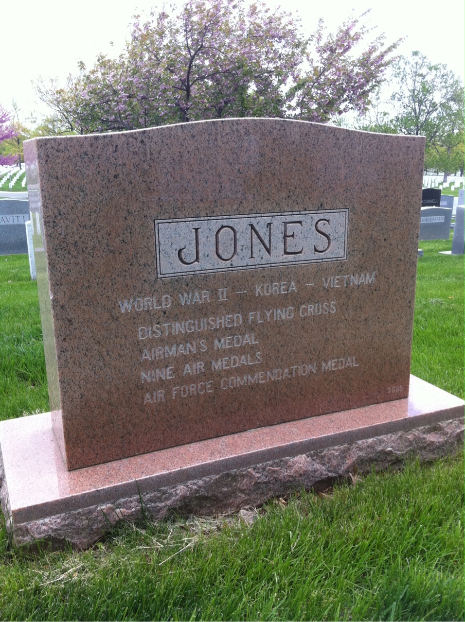 Back of headstone — Leo Jones