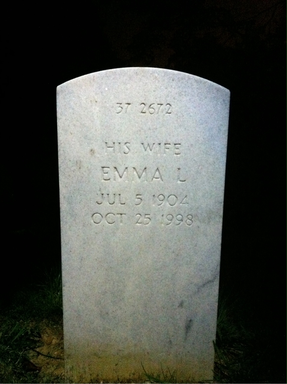 Back of headstone — Willie M Davis