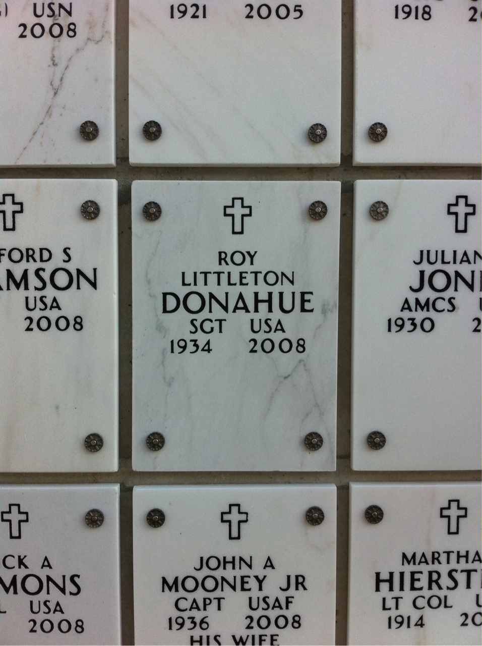 Roy Donahue