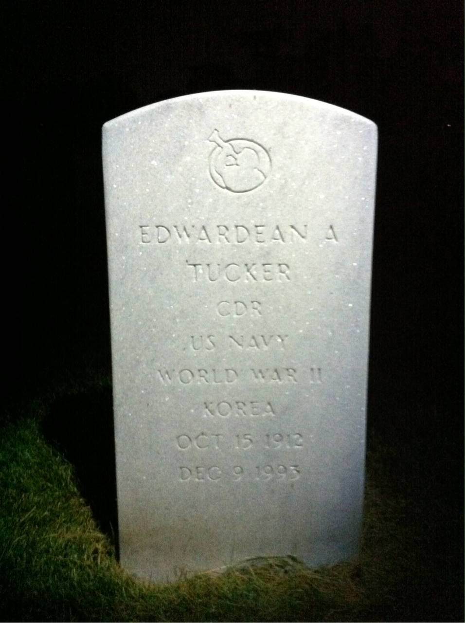 Edwardean Tucker