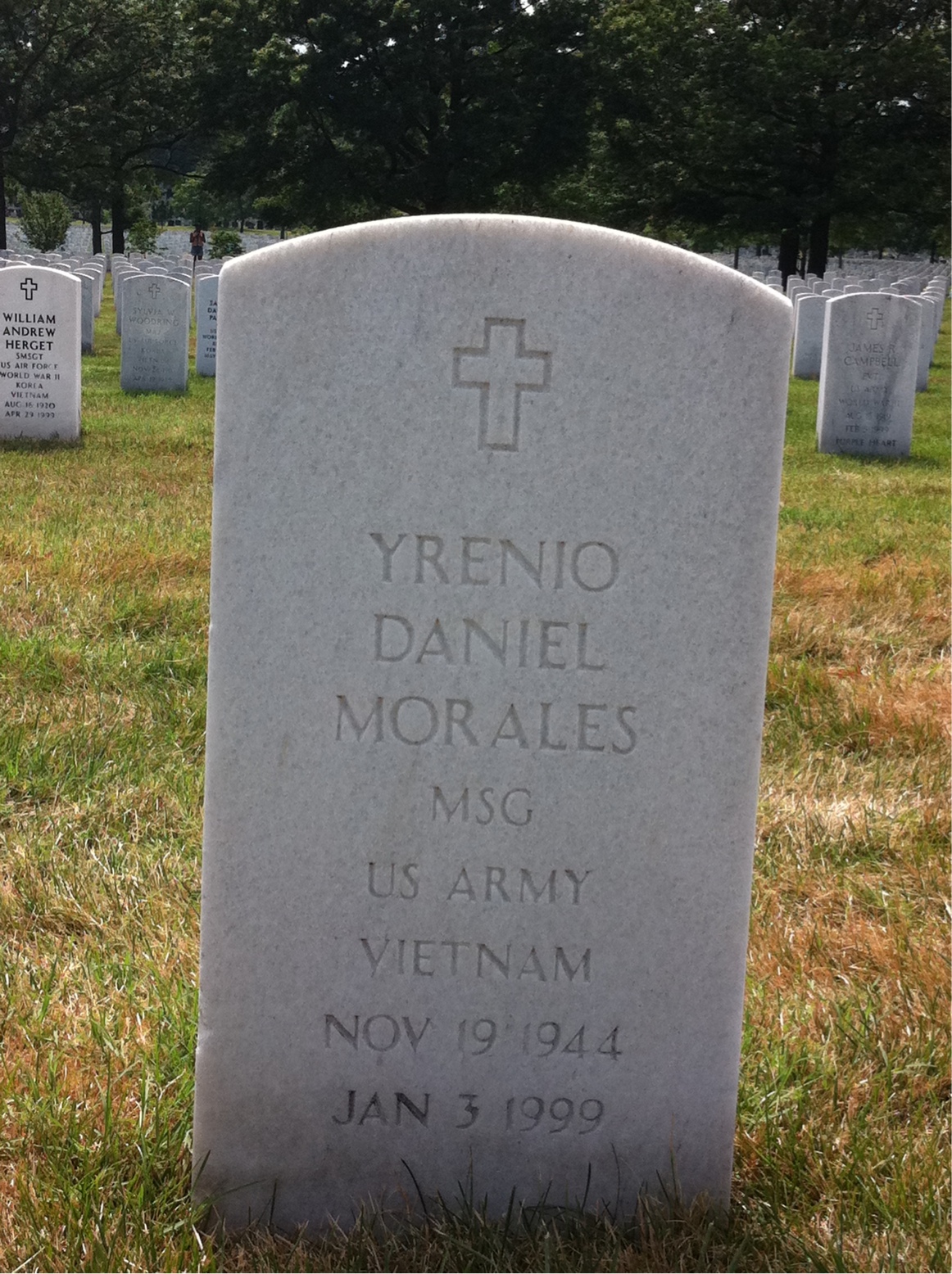 Yrenio Morales