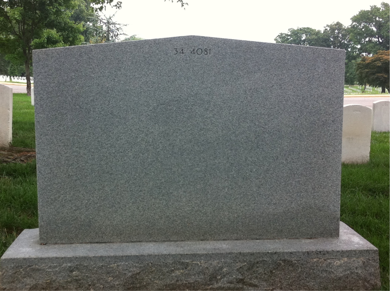 Back of headstone — Lido Mochetti