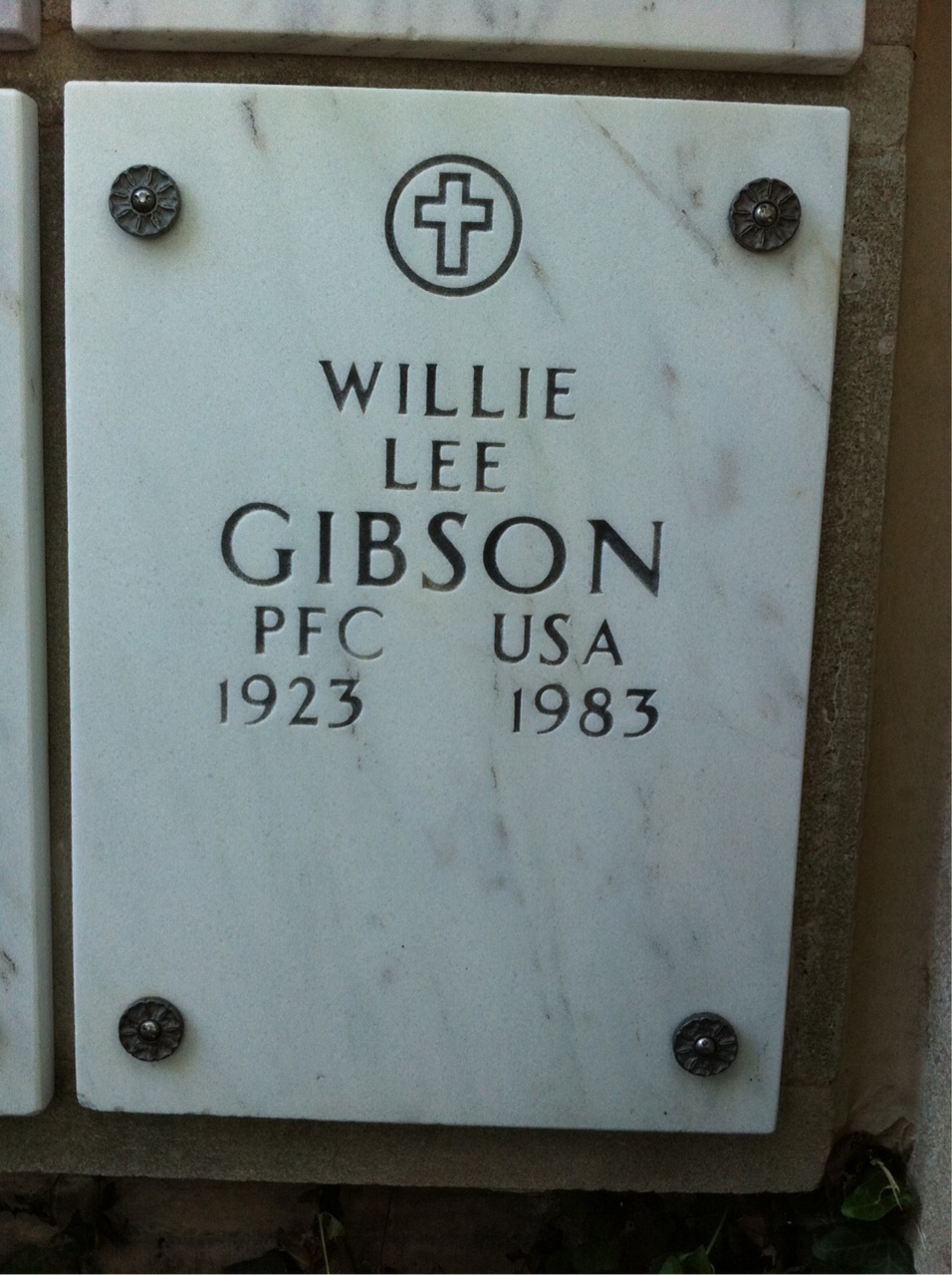 Willie L Gibson
