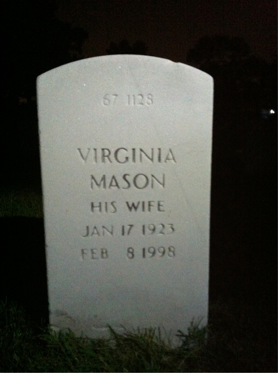Back of headstone — Roy Bohr