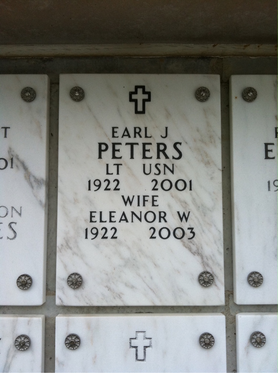 Earl Peters
