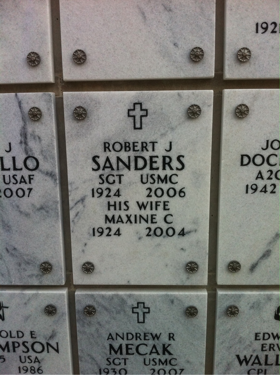 Robert Sanders