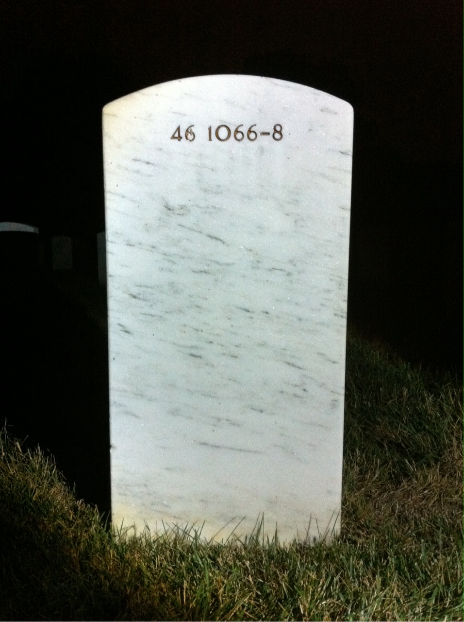 Headstone of Luther Skaggs