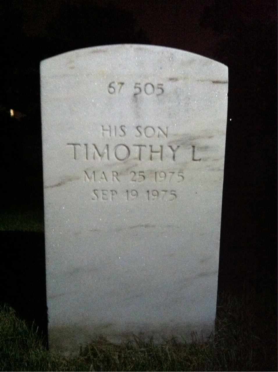 Back of headstone — Billy Maynard Mcdaniel