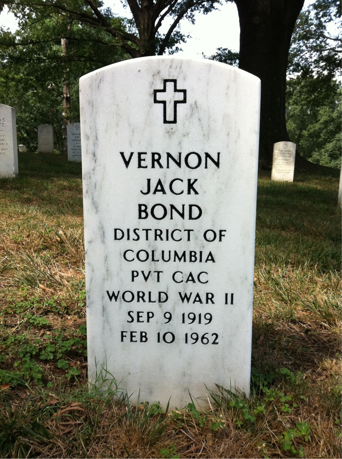 Vernon Bond